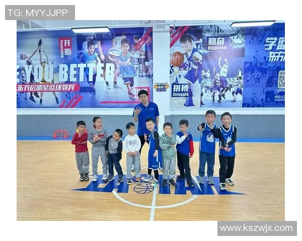 儿童耐克篮球鞋舒适时尚助力小球员成长快乐运动体验