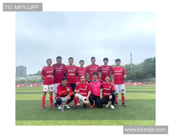 张宏森对足球的热爱与执着追求成就了他的传奇人生与职业生涯